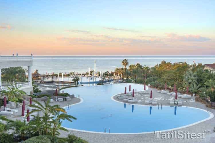 Starlight Convention Center Spa Hotel